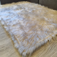 ALFOMBRA DE PIEL PELO LARGO - PROMO STOCK - Vuillt Home