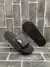 CHINELO NIKE OFFCOURT PRETO