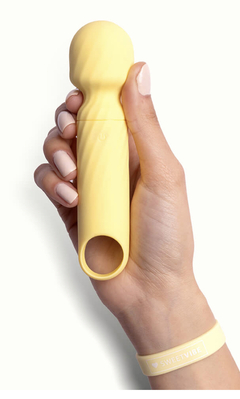 Vibrador Multivelocidade Recarregável Sweet Vibe Dengo Amarelo - 13,5 cm - loja online