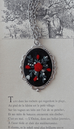 Collar Red Garden