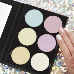 Patela de Iluminadores Blacklight Highlight - BH Cosmetics - Baby Imports BH