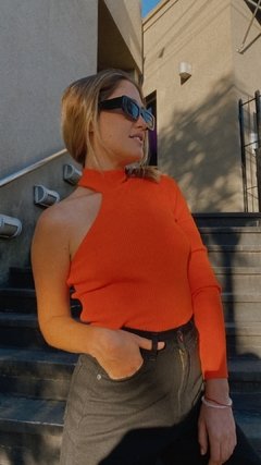 Sweater irregular naranja