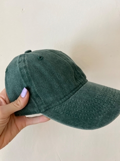 gorra washed verde