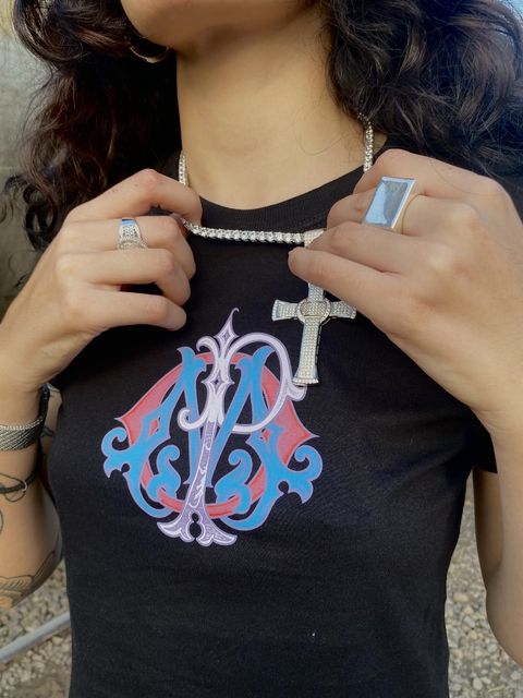 Baby Tee Monograma Preto - comprar online