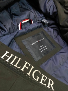 Chamarra Tommy Hilfiger Con Gorro Original - Tienda Macaza
