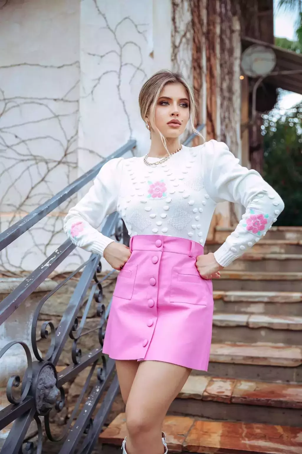 Blusa Maitê Pompom e Rosas