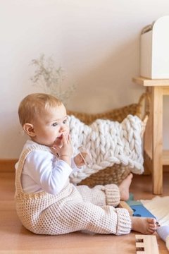 Jardinerito tejido a mano - tienda online