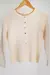 Cardigan bremer natural botones dorados - comprar online