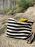 Bolso rayado Negro con Borla - tienda online