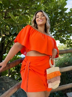 Conjunto Mia ( Cropped Bata + Short Saia ) - Laranja - Moda Feminina Plus Size que valoriza suas curvas - Boutique Deva Rodrigues Plus - Curitiba