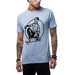 Camiseta Ukkan Skull Skate - QESTILOS - Todos os estilos em um só lugar