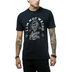 Camiseta Ukkan I'M Not Weird - comprar online