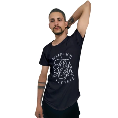 Camiseta Longline Ukkan Fly High - QESTILOS - Todos os estilos em um só lugar