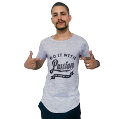 Camiseta Longline Ukkan With Passion - QESTILOS - Todos os estilos em um só lugar