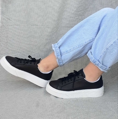 Zapas de Cuero Negra - Andrea Cano Saez