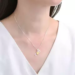P2632 - Dije de Hueso y Huella, Plata 925. en internet