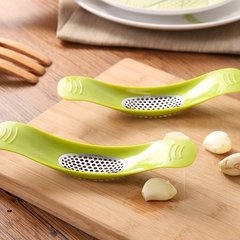 Imagem do Amassador De Alho Triturador Picador E Alimentos Pressão