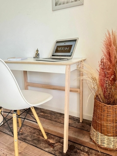 ESCRITORIO ESCANDINAVO + SILLA EAMES - comprar online