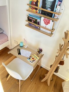 Imagen de COMBO ESCRITORIO MINI ESCANDINAVO + SILLA EAMES BLANCA