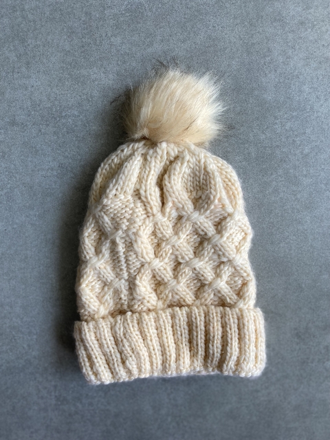 Gorro Tricot Amarelinha Forrada