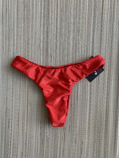 Calcinha MVT Asa Delta Cirre Canelada Vermelha