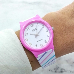 RELOJ SUMERGIBLE MARCA Q&Q ROSA MOD V06A