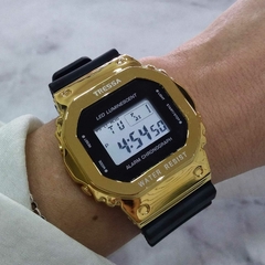 reloj tressa negro digital