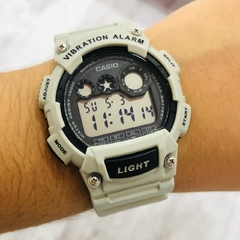 Reloj Casio W735H-8A2 CA-068 digital malla de resina gris sumergible para Hombre - comprar online