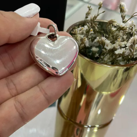 Dije corazon inflado