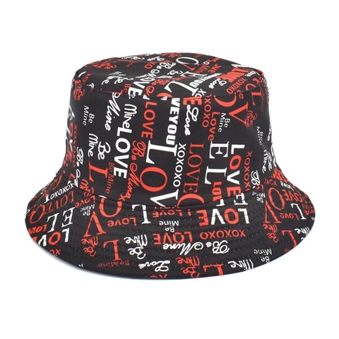 Bucket Hat Love Preto Vermelho