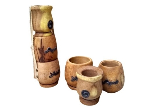 Torre Matera Azucarera Yerbera y Mate de Madera Lustrada con Dijes Cod 503-95 - comprar online