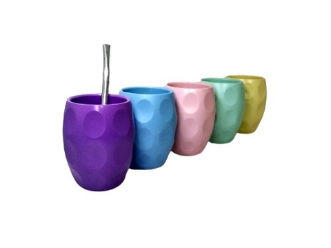 Mate de Plastico con Bombilla Quitayerba Cod 999-1005 - comprar online