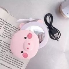 Espelho LED para maquiagem portátil com Ventilador - Porquinho - Thais Brilhante