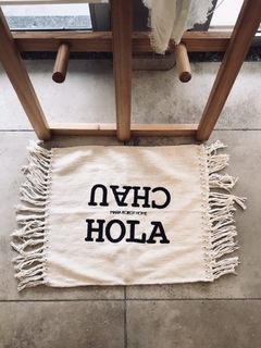 Alfombra HOLA CHAU - comprar online