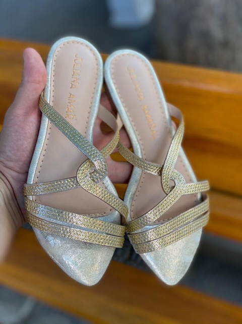 Rasteira Flat Ouro Bico Folha com Tiras