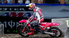 MONSTER ENERGY SUPERCROSS 4 THE OFFICIAL VIDEOGAME PS5 - comprar online