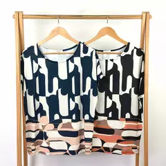 BLUSA Caroll 25041 VNZ BASIC GEO - comprar online