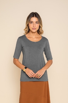 Blusa Mauricio 14286 malha com guipir na manga - comprar online