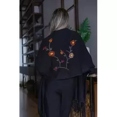 Estola Portal 1221 bordada nas costas mousse na internet