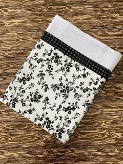 Pano de Prato Floral Preto