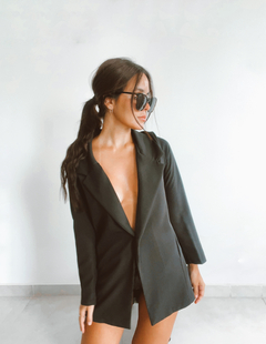 Blazer Valeria en internet