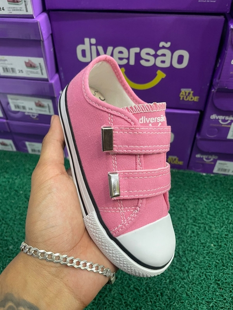 TENIS DIVERSAO VELCRO