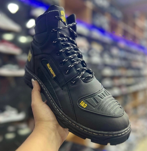 Bota coturno caterpillar Cat cano longo