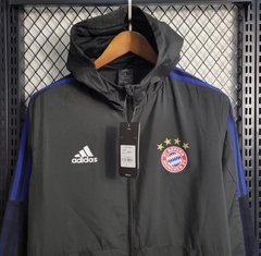 Corta vento Bayern Munich Black na internet