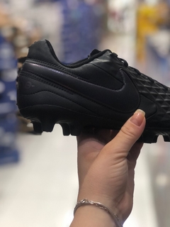Chuteira Nike Legend 8 Club FG/MG - comprar online