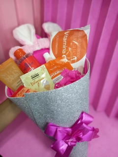 BUQUÊ SKINCARE COMPLETO DE VITAMINCA C