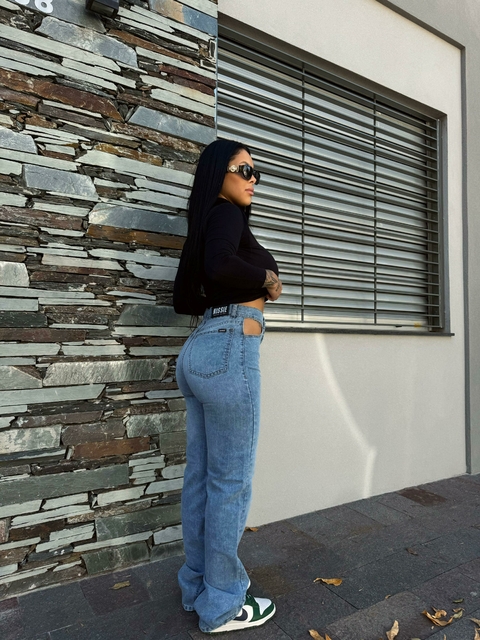 WideLeg Micca