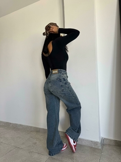 WideLeg Tyana en internet