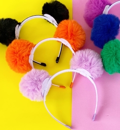 Tiara Pompom - comprar online