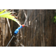 Imagen de Combo Fumigador Manual De 8 Litros Capacidad + ULTRATRON 125ml de REGALO